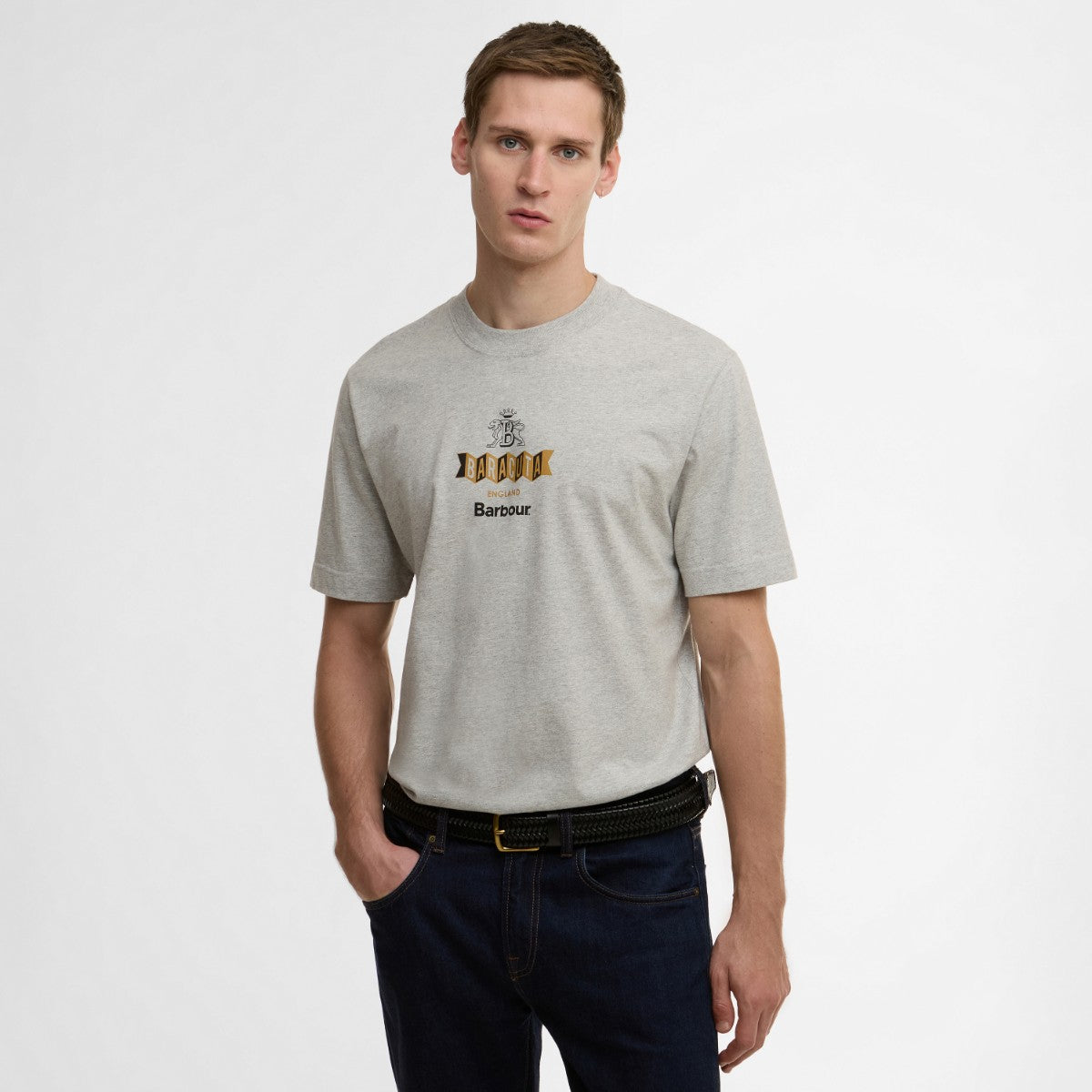 Barbour Barbour x Baracuta Vinyl Os T-Shirt バブアー バブアー x バラクータ バイナル オーバーサイズ Tシャツ MTS1506【メンズ コラボ Tシャツ グラフィック ロゴ オーバーサイズ 25FW】