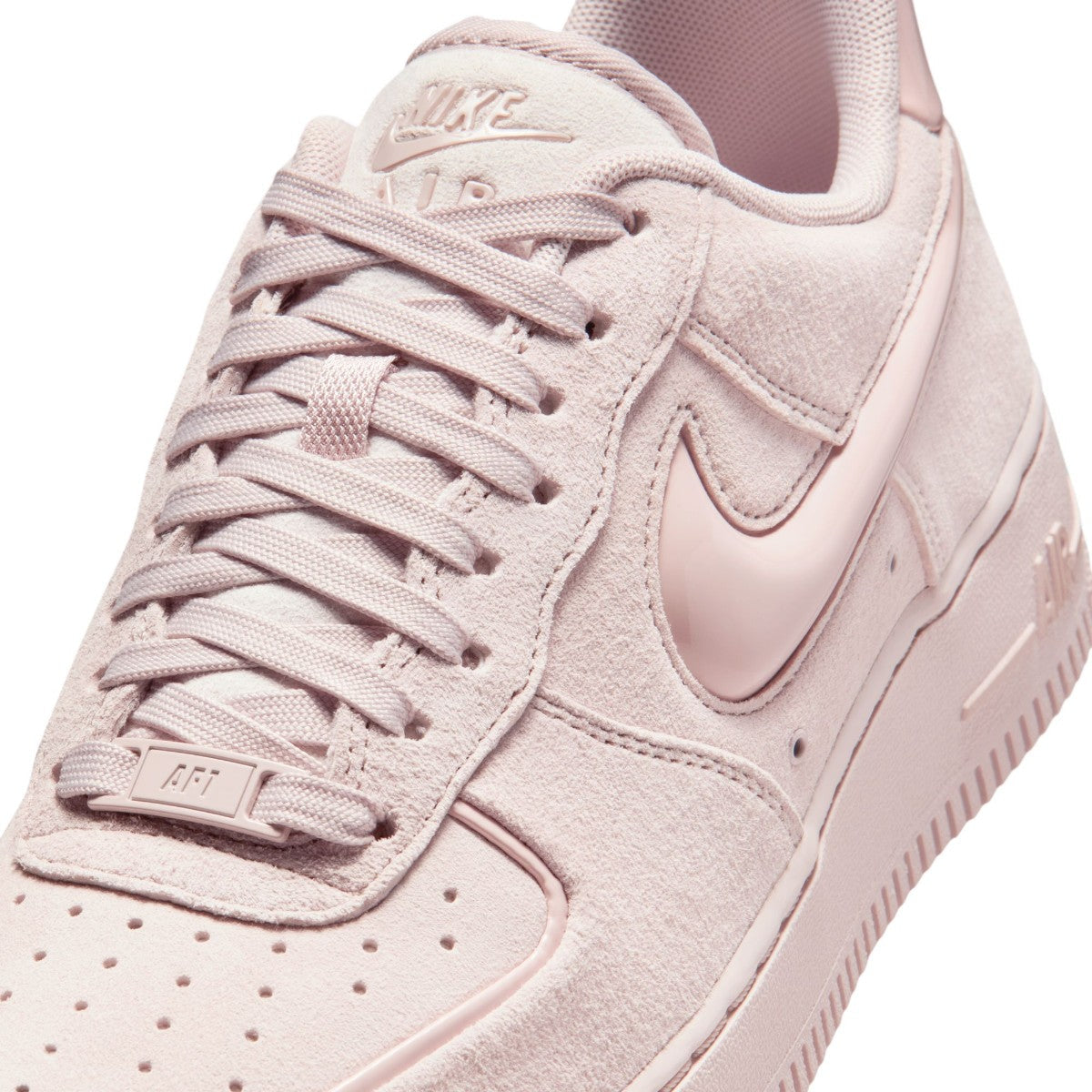 NIKE Air Force 1 '07 ナイキ ウィメンズ エア フォース 1 ’07 HV4406-601【レディース スニーカー 耐久性 快適性 クッション性 通気性 26SS】