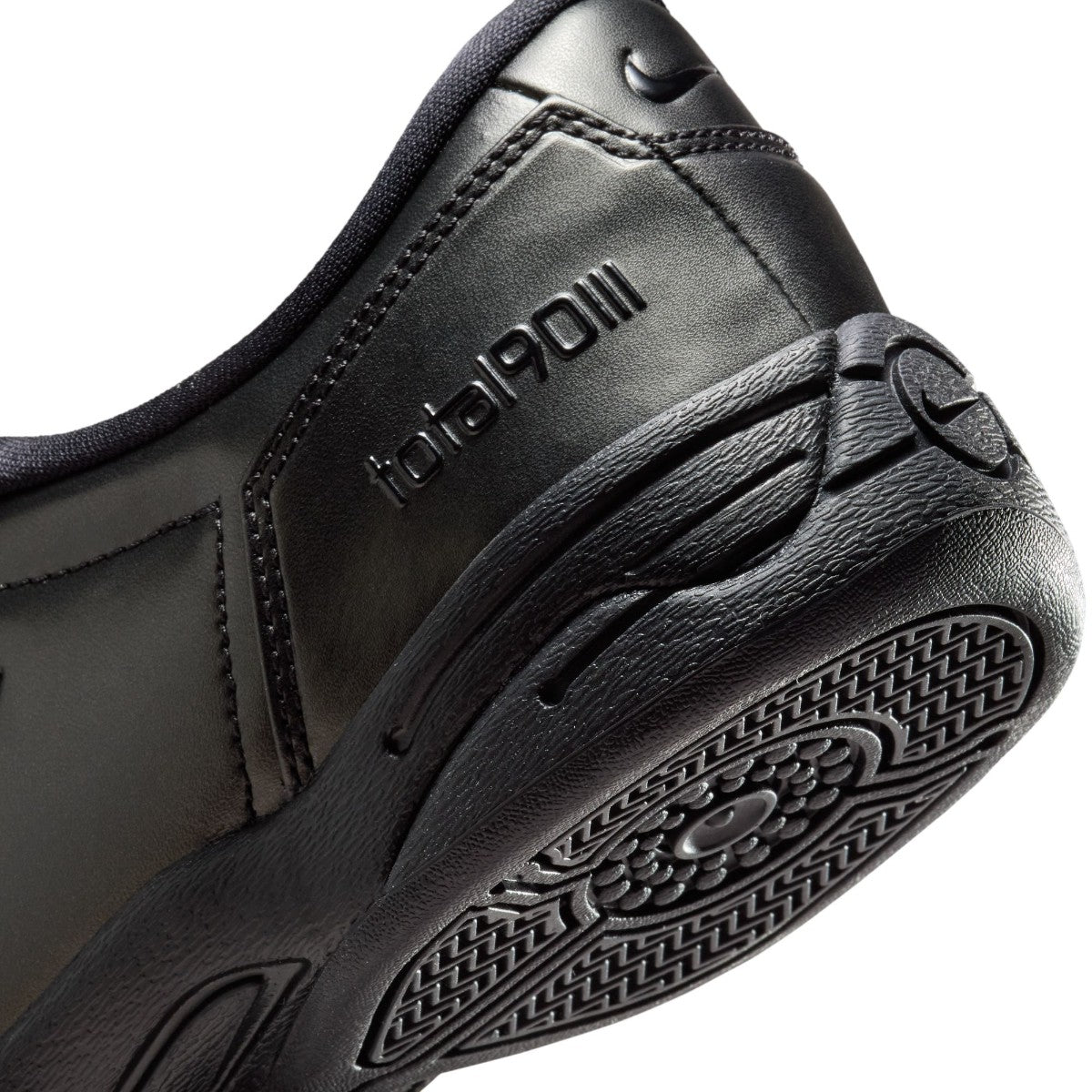 NIKE Total 90 ナイキ ウィメンズT90 IM7595-002【レディース スニーカー フットボールデザイン フラットソール グリップ性能 Y2K 26SS】