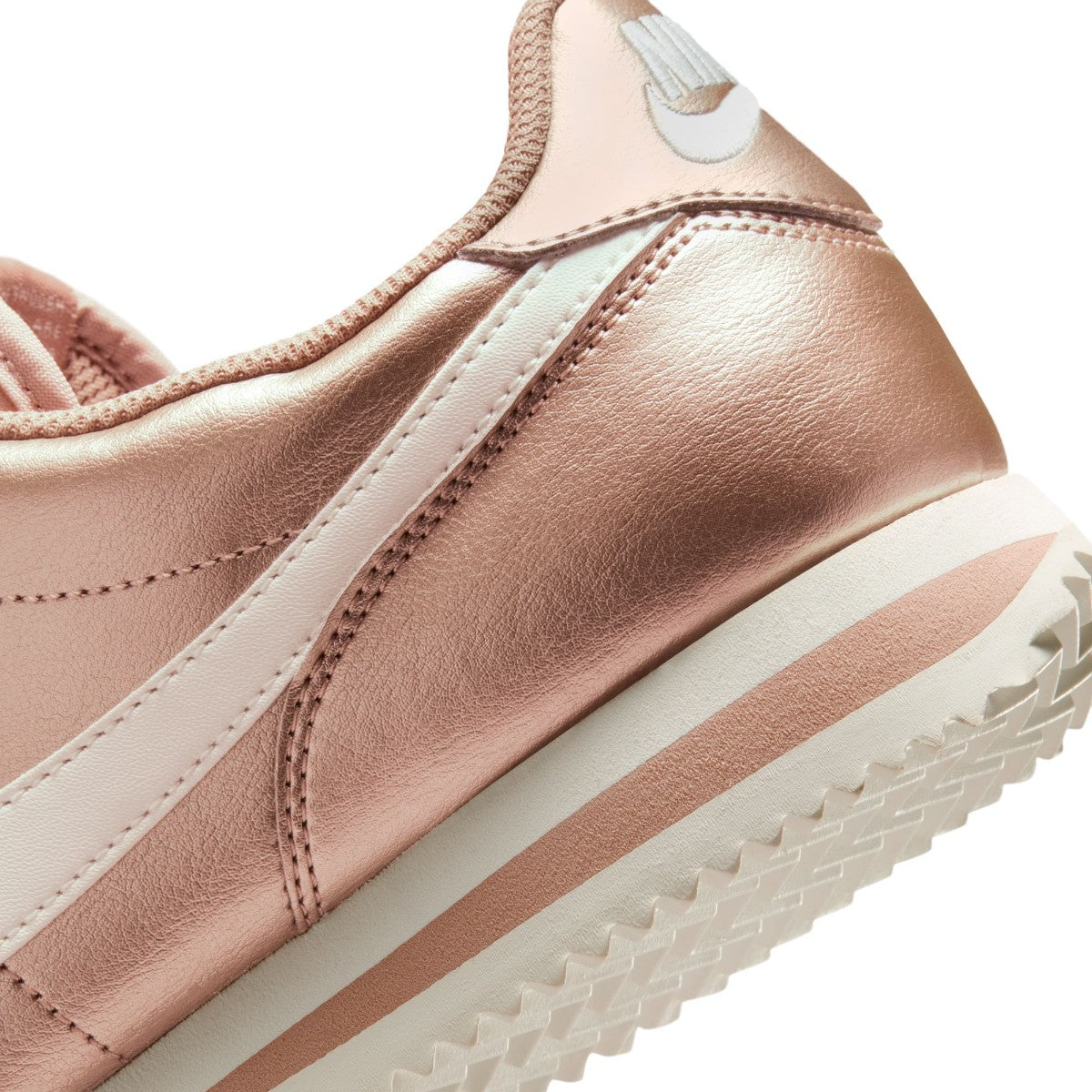 NIKE Cortez ナイキ ウィメンズ コルテッツ IR0042-900【レディース クッショニング 耐久性 安定感 トラクション 快適な履き心地 26SS】