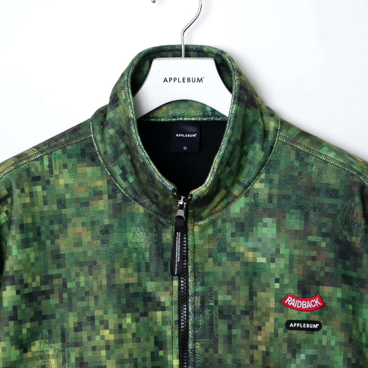 APPLEBUM “Pixel Camo” Fleece Jacket アップルバム “ピクセルカモ” フリースジャケット GT2520603【メンズ アウター 総柄 カモ ピクセル コラボ 25FW】