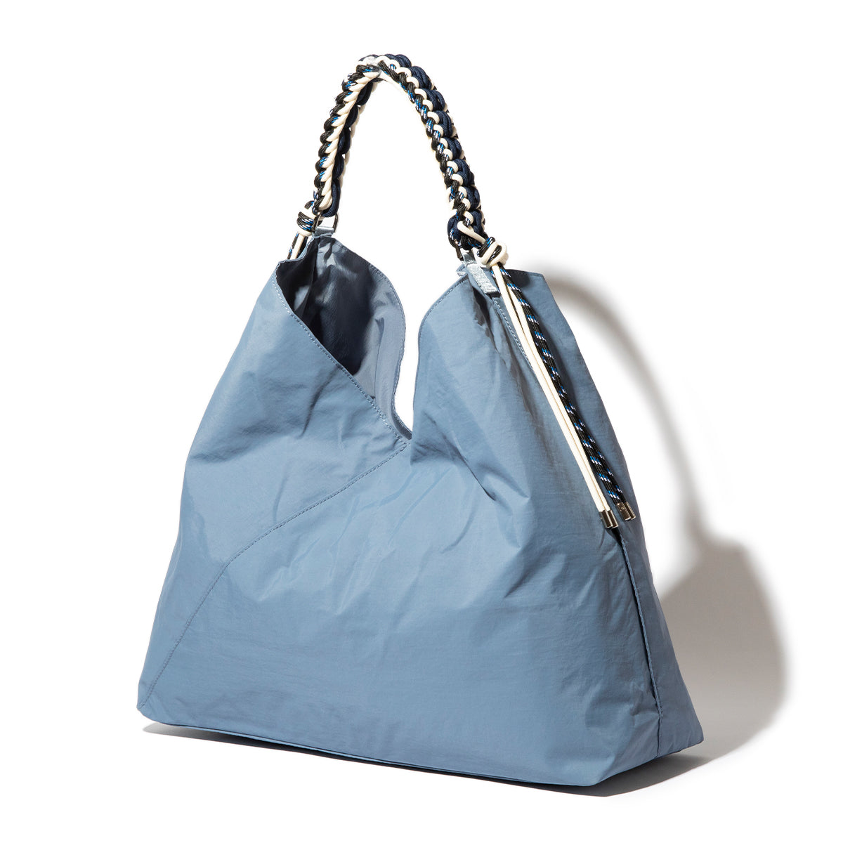 LE VERNIS Paracord one handle tote ル・ベルニ パラコード ワンハンドル トート 234-210516【レディース 撥水 大容量 26SS】