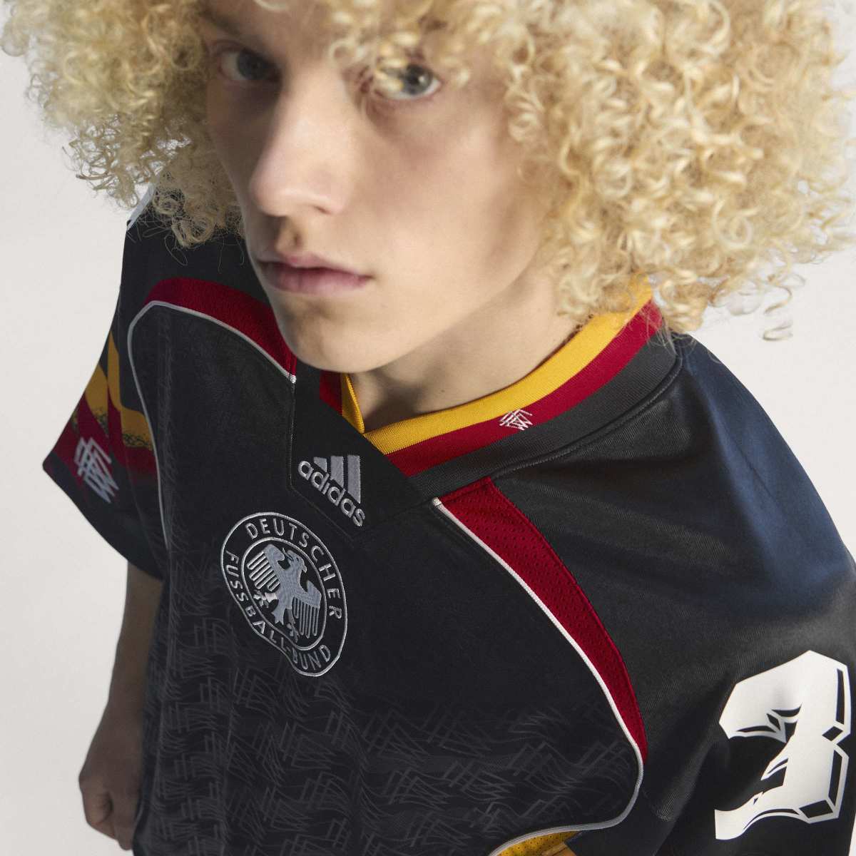 adidas originals BRING BACK REMIX GERMANY JERSEY アディダスオリジナルス ブリングバック リミックス ドイツ ジャージ KD5980【メンズ オーバーサイズ ストリート カジュアル リラックスフィット モダン 26SS】