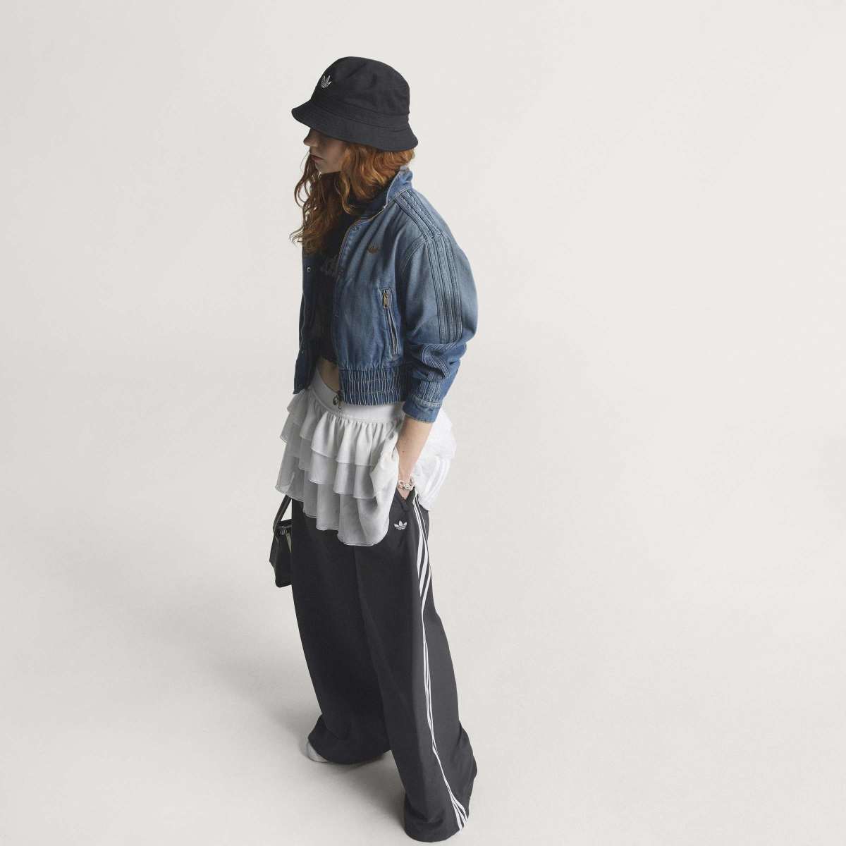 adidas originals Denim Track Top アディダスオリジナルス デニム トラックトップ KE1072【レディース デニム トラックトップ フィット感 ハイネック ボタン留め 耐久性 26SS】