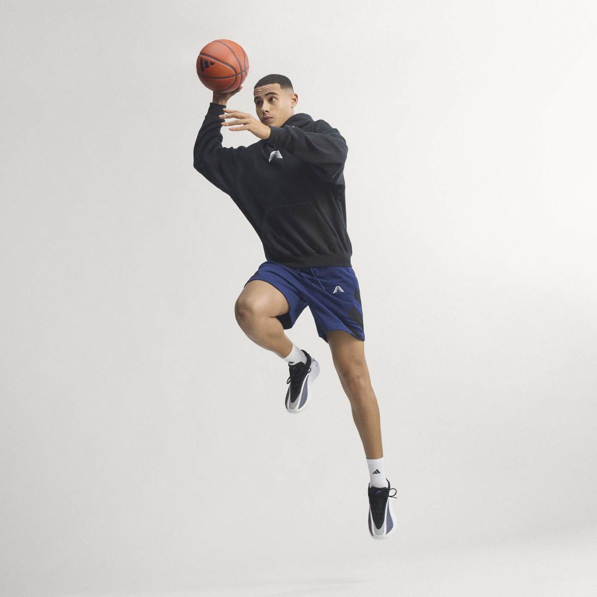 ADIDAS ANTHONY EDWARDS BELIEVE THAT PARKER アディダス アンソニー・エドワーズ ビリーブ ザット パーカー KC8460【メンズ ルーズフィットパーカー フーディー スウェットパーカー フレンチテリー 26SS】