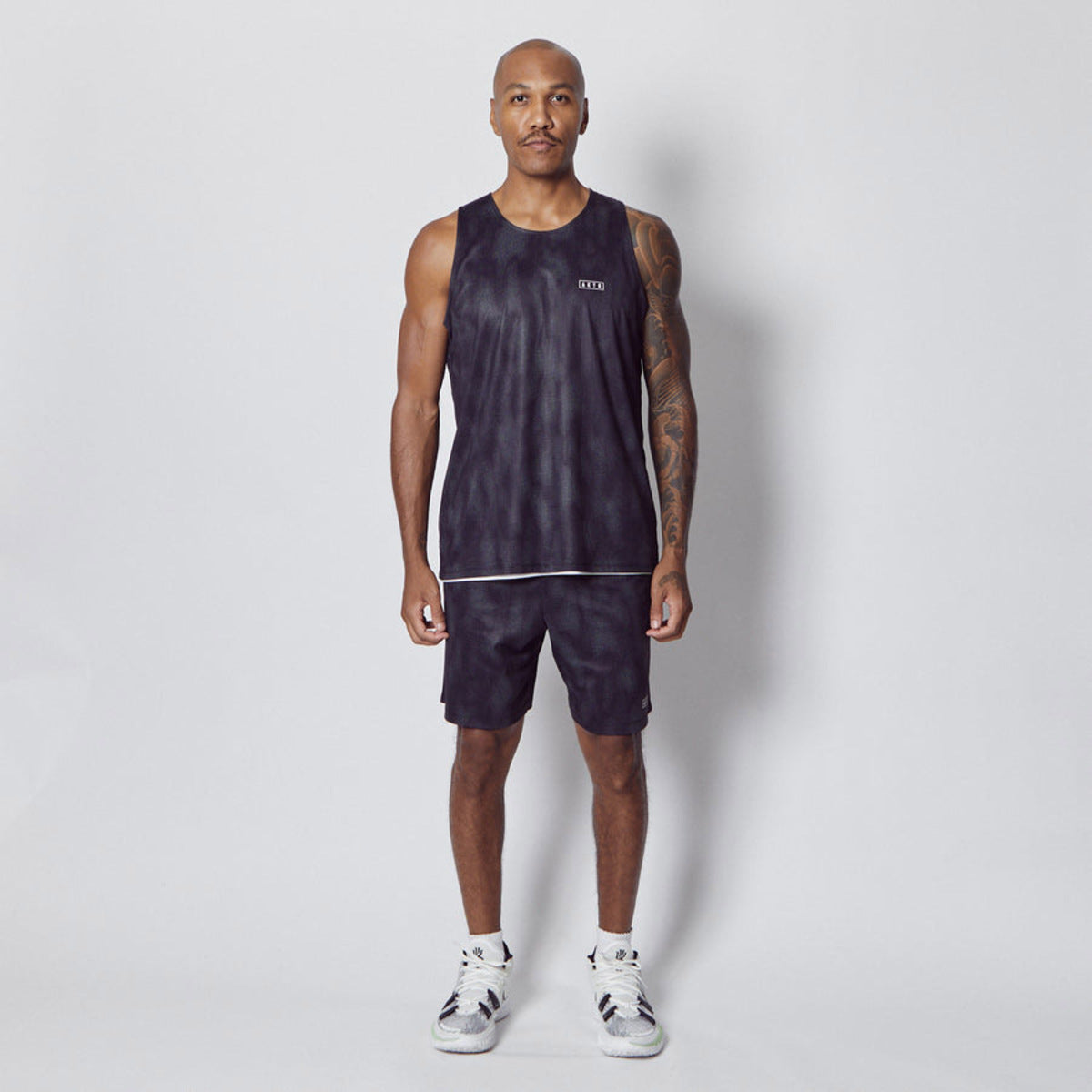 AKTR MELT CAMO REVERSIBLE TANK アクター メルト カモ リバーシブル タンク 126-026001【メンズ タンクトップ リバーシブル スポーツウェア メッシュ素材 軽量 通気性 26SS】