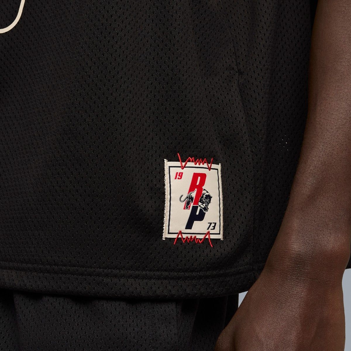 PUMA REPRESENT JERSEY プーマ リプレゼント ジャージー 635804【メンズ ノースリーブ トレーニングウェア クルーネック 快適性 リサイクル素材 26SS】