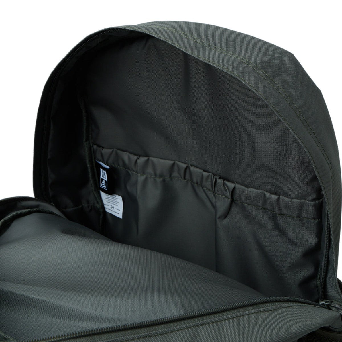 NEW ERA CAMPUS PACK 35L ニューエラ キャンパスパック 35L 14750926【メンズ バックパック 大容量リュック 通学リュック スクエアリュック PC収納 26SS】