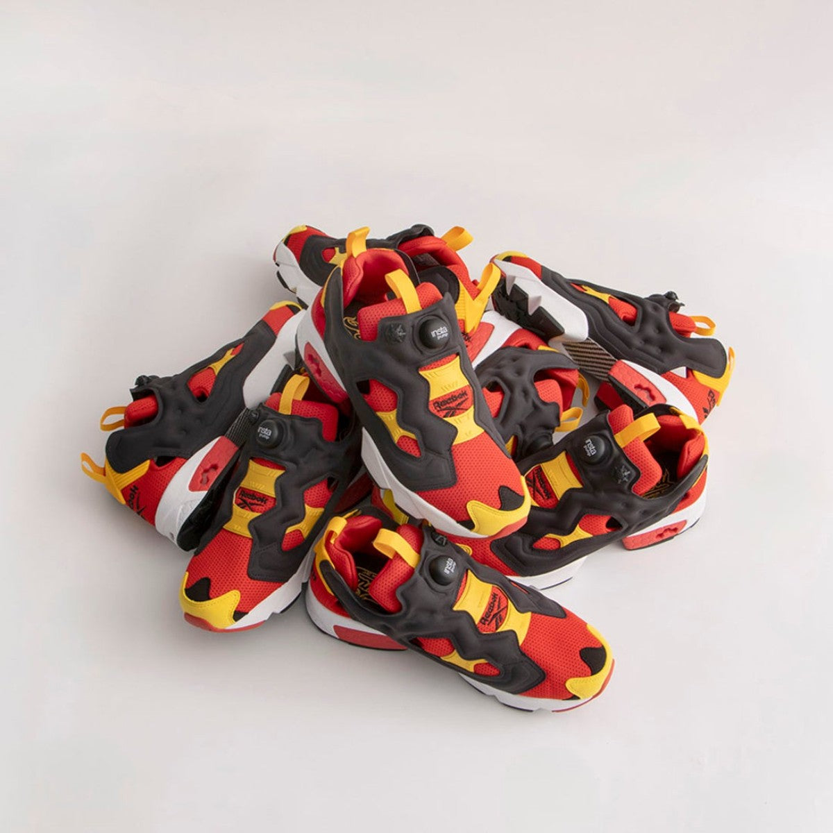 REEBOK INSTAPUMP FURY 94 OG リーボック インスタポンプ フューリー 94 OG 100245175【メンズ 厚底スニーカー ハイテクスニーカー 復刻モデル メッシュアッパー クッション性 26SS】