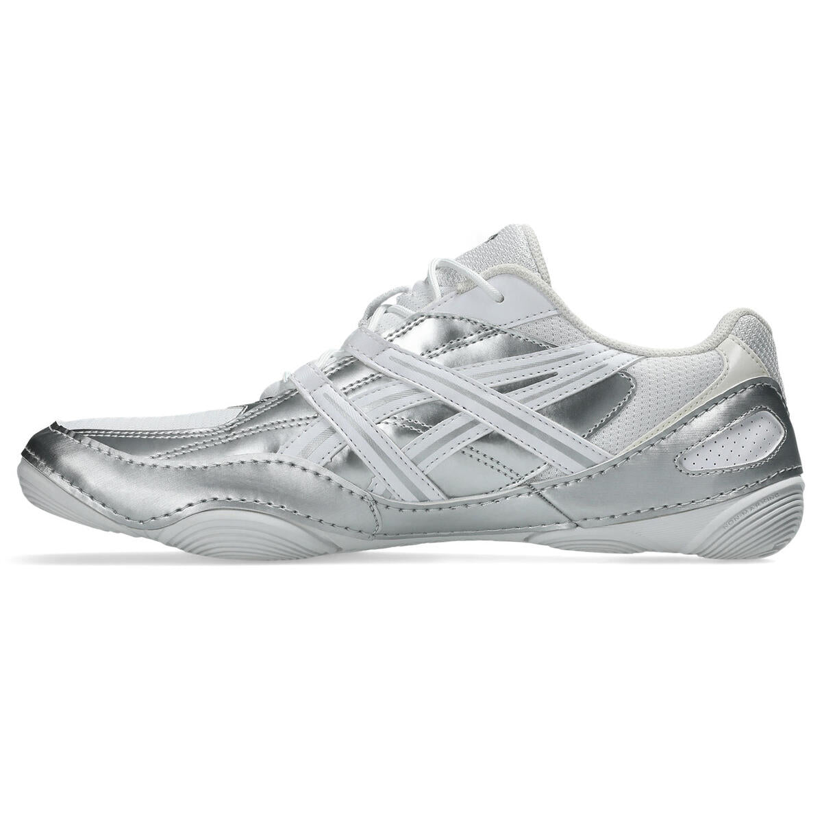 ASICS HYPERSYNC アシックス ハイパーシンク 1203A879-100【メンズ 薄底スタイル ステッチディテール 26SS】