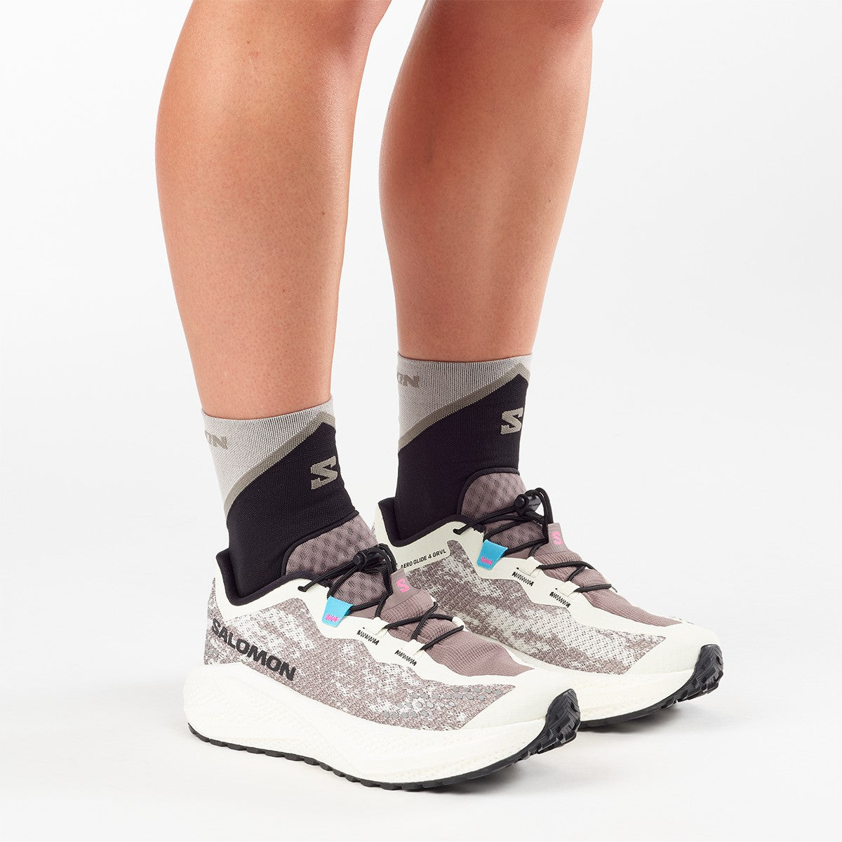 SALOMON AERO GLIDE 4 GRVL サロモン エアログライド 4 グラベル L49175500【レディース ランニングシューズ 防水シューズ 軽量シューズ グリップ力 26SS】