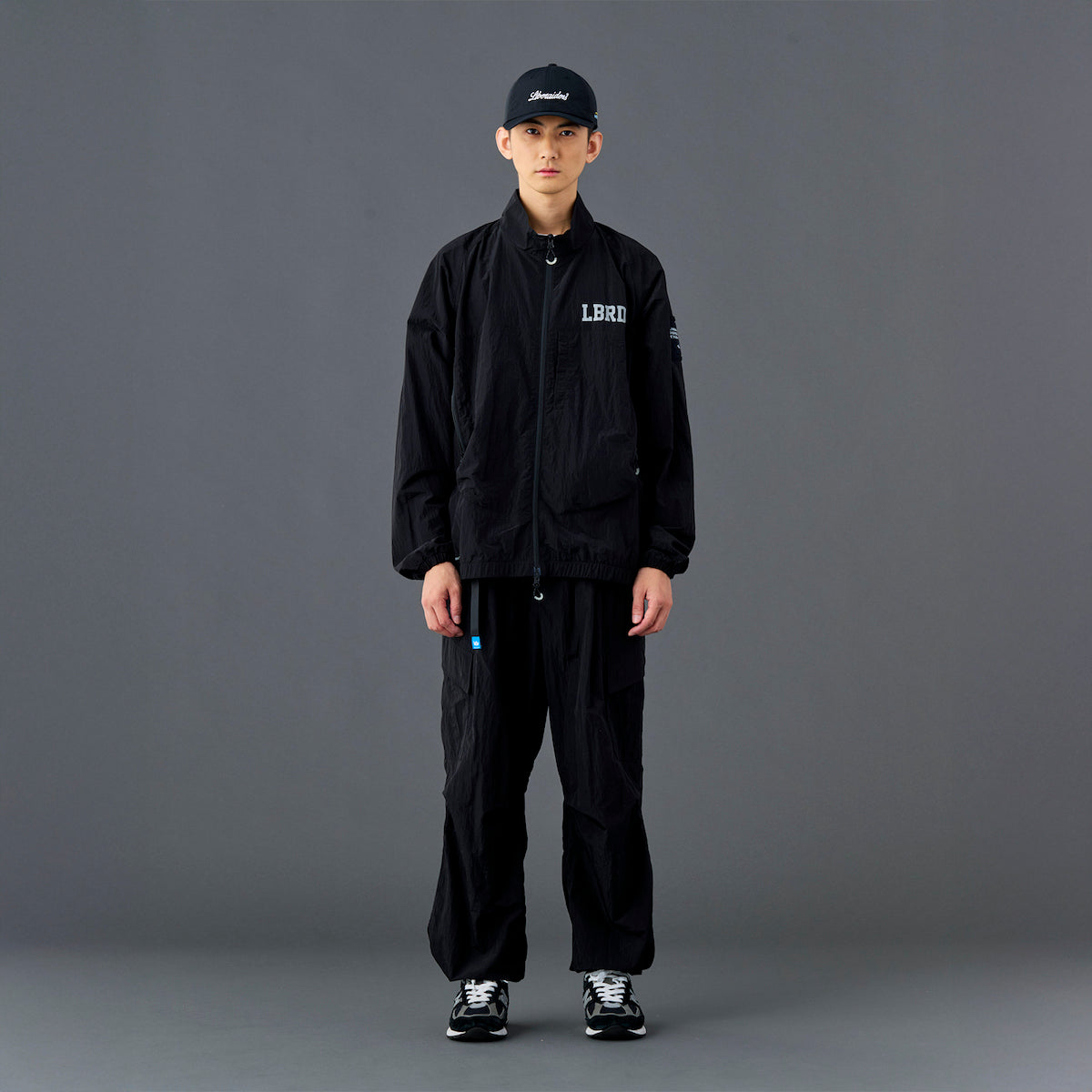 Liberaiders NYLON TRACK JACKET リベレイダース ナイロントラックジャケット 730022601【メンズ ナイロンジャケット 撥水ジャケット 軽量アウター ジップアップジャケット 26SS】