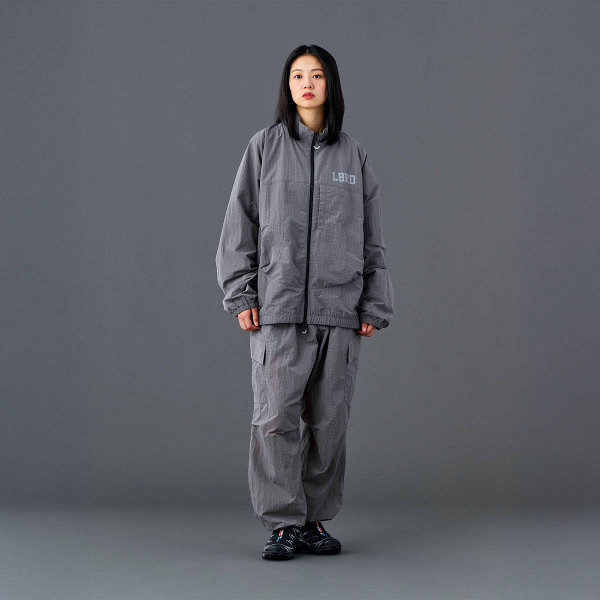 Liberaiders NYLON TRACK JACKET リベレイダース ナイロントラックジャケット 730022601【メンズ ナイロンジャケット 撥水ジャケット 軽量アウター ジップアップジャケット 26SS】