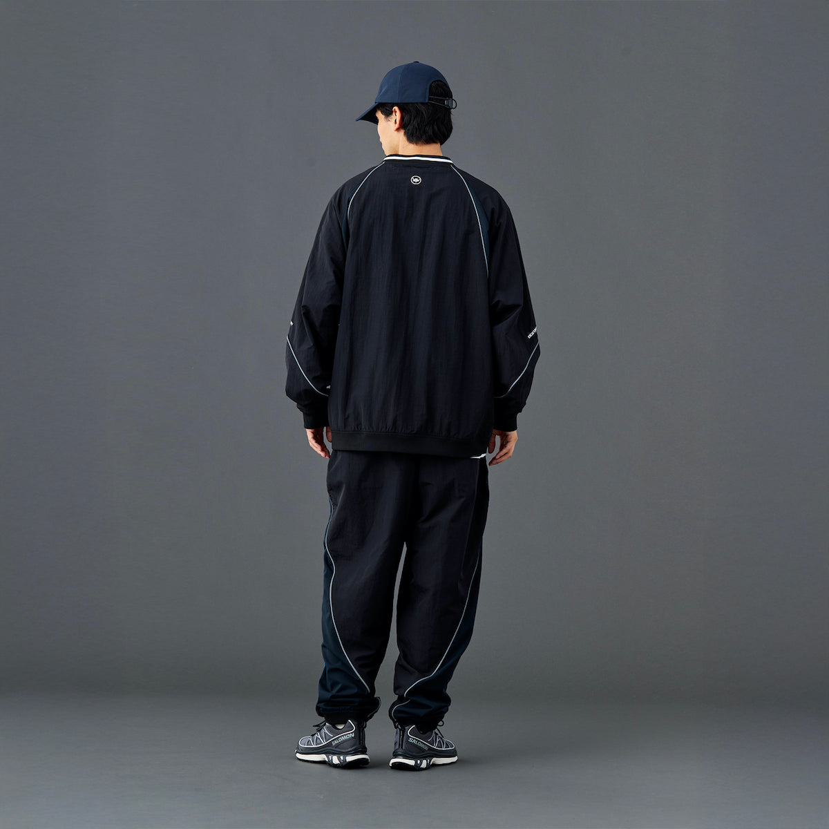 Liberaiders LR NYLON PULLOVER リベレイダース LR ナイロンプルオーバー 735012601【メンズ ナイロンプルオーバー Vネックトップス 軽量アウター 通気性ウェア メッシュ裏地 26SS】