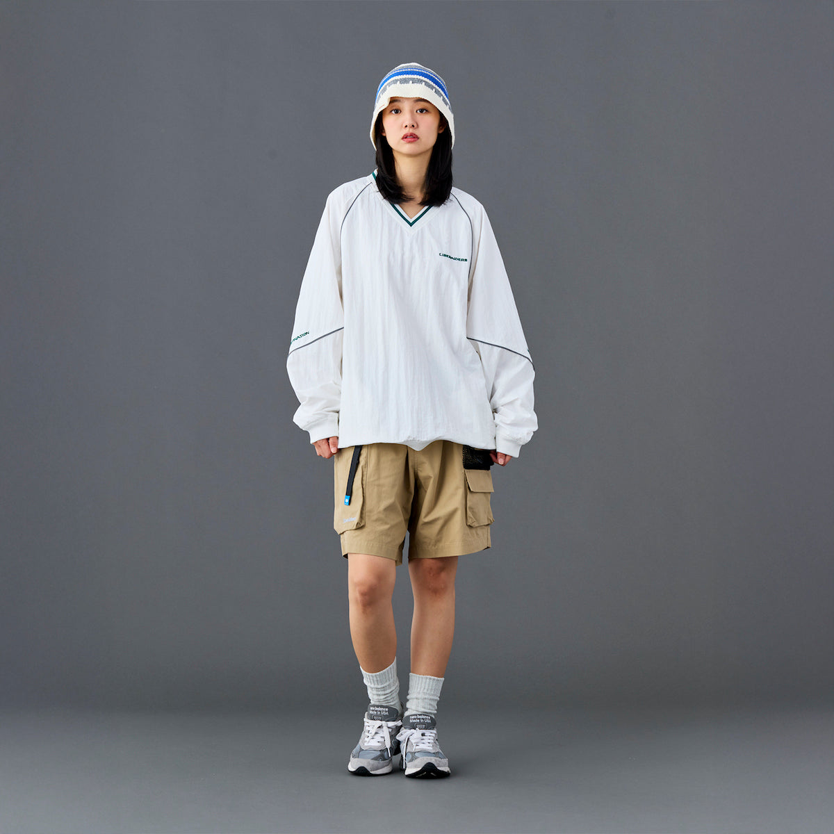 Liberaiders LR NYLON PULLOVER リベレイダース LR ナイロンプルオーバー 735012601【メンズ ナイロンプルオーバー Vネックトップス 軽量アウター 通気性ウェア メッシュ裏地 26SS】