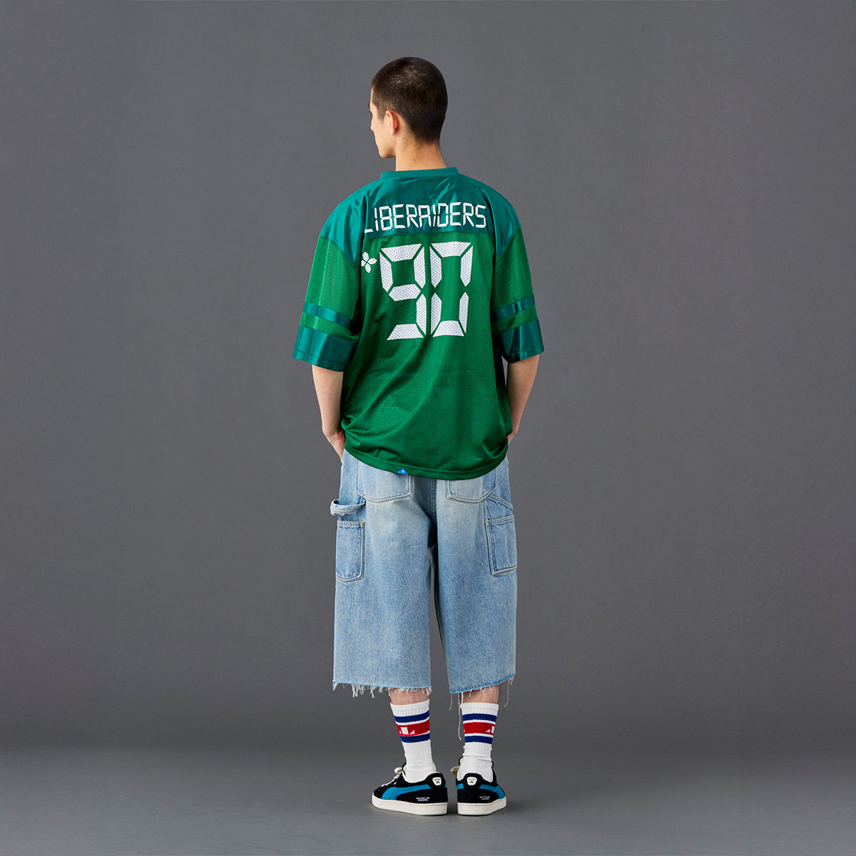 Liberaiders DIGITAL LOGO FOOTBALL TEE リベレイダース デジタル ロゴ フットボール ティー 736012601【メンズ メッシュ生地 サテン生地 デジタルフォント 26SS】