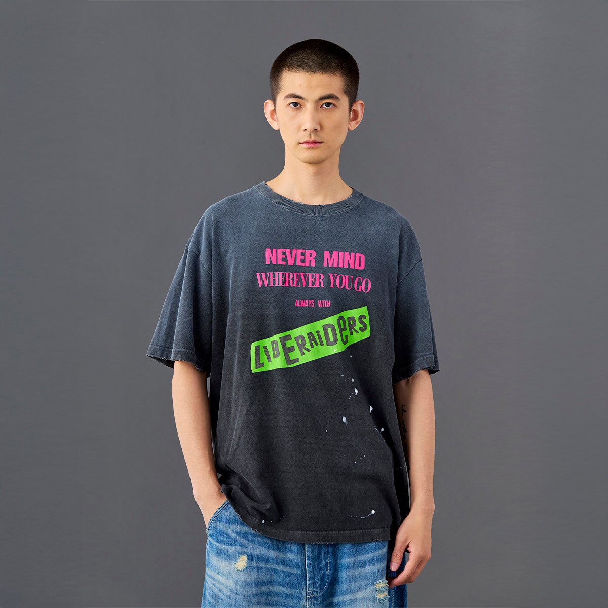 Liberaiders FADED PUNK LOGO TEE リベレイダース フェイデッド パンク ロゴ Tシャツ 736212601【メンズ 半袖 グラフィック コットン素材 26SS】