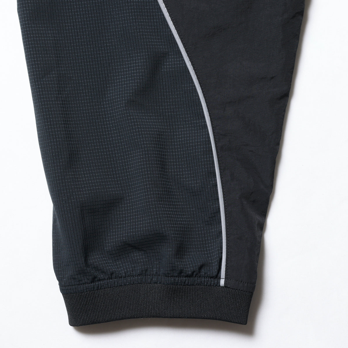 Liberaiders LR NYLON PANTS リベレイダース LRナイロンパンツ 737032601【メンズ ナイロンパンツ イージーパンツ 軽量ボトムス 通気性パンツ メッシュ裏地 26SS】