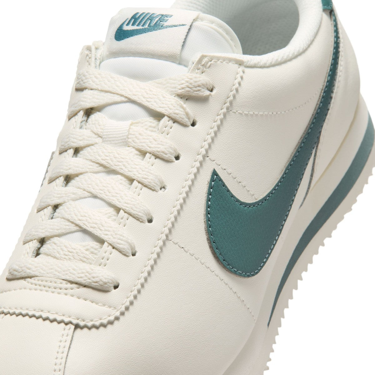 NIKE W Cortez Leather ナイキ コルテッツ レザー DN1791-118【レディース レトロスニーカー メンズスニーカー ランニングシューズ クッション性 26SS】
