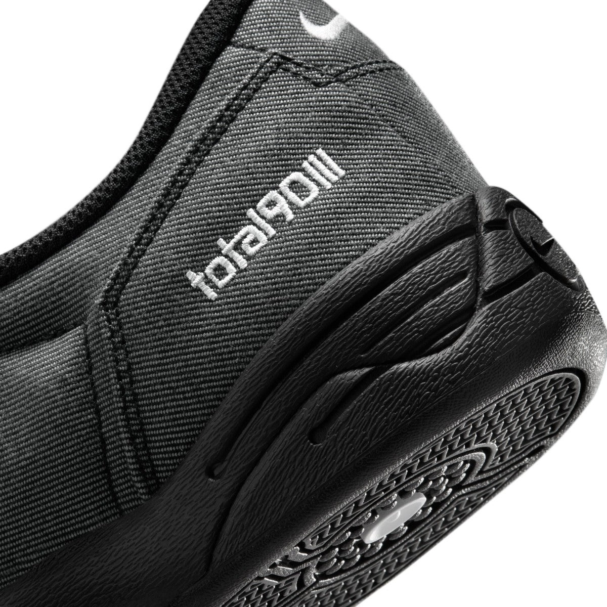 NIKE Total 90 Premium ナイキ トータル 90 PRM IH3585-001【メンズ キャンバスアッパー 非対称デザイン フラットソール グリップ性能 26SS】
