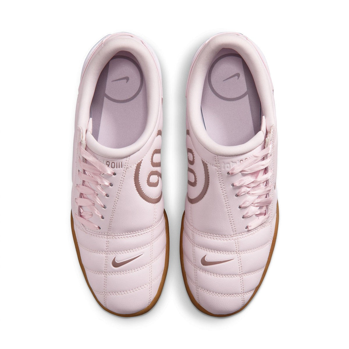 NIKE Total 90 ナイキ ウィメンズ トータル90 IO2387-602【レディース サッカースタイル Y2K 復刻モデル キルティングアッパー フラットソール 26SS】