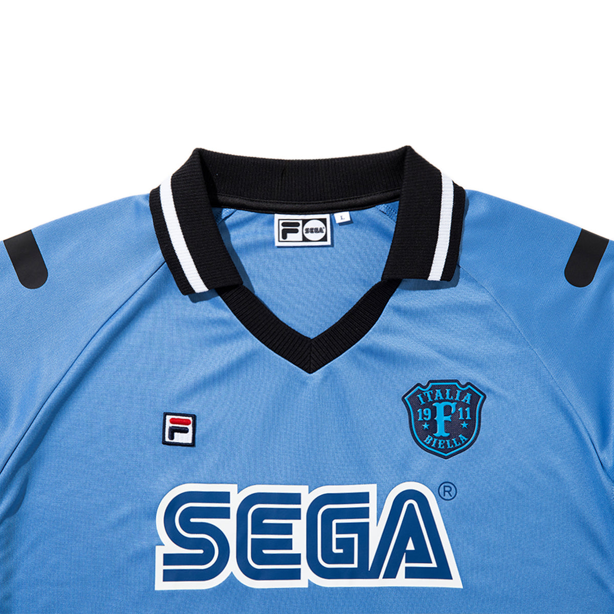FILA FILA X SEGA FOOTBALL TEE フィラ フィラ セガ フットボール ティー CE6SAU701【メンズ コラボ 襟付き サッカーカルチャー 26SS】