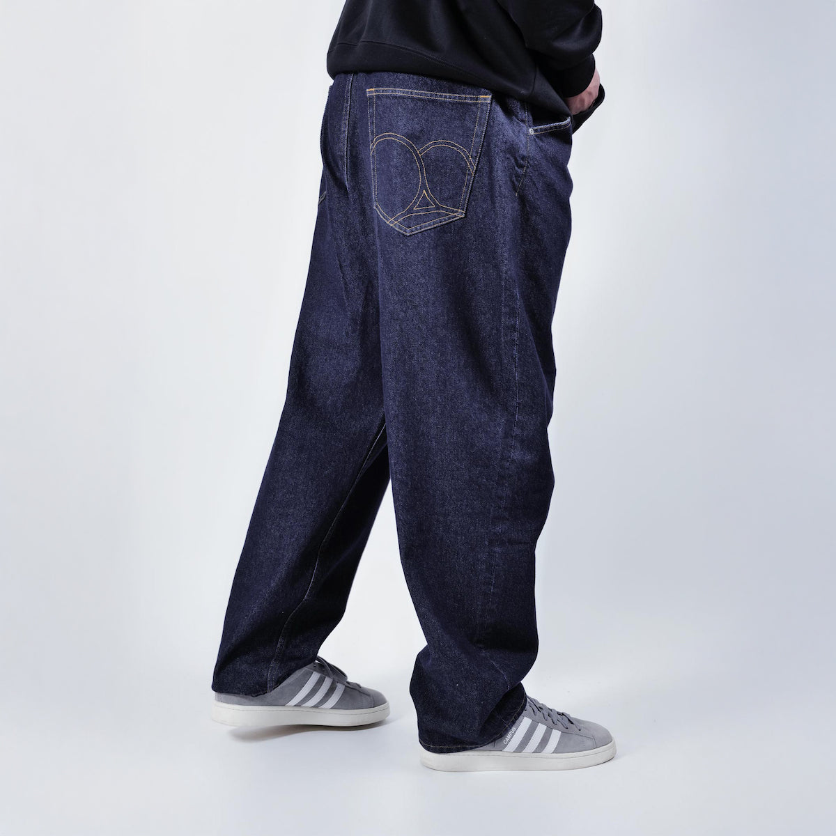 APPLEBUM “Selena” Wide Tapered Denim Pants (One Wash) アップルバム セレナ ワイドテーパードデニムパンツ(ワンウォッシュ) 2520801OC【メンズ デニムパンツ ワイドシルエット テーパードパンツ 26SS】