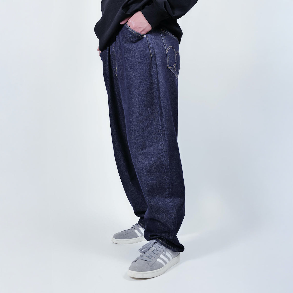 APPLEBUM “Selena” Wide Tapered Denim Pants (One Wash) アップルバム セレナ ワイドテーパードデニムパンツ(ワンウォッシュ) 2520801OC【メンズ デニムパンツ ワイドシルエット テーパードパンツ 26SS】