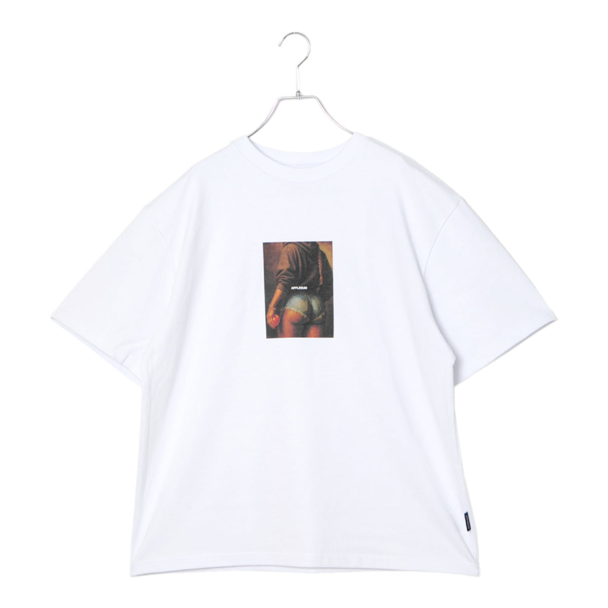 APPLEBUM “Apple Bum” T-Shirt アップルバム “アップルバム” ティーシャツ 2611105【メンズ フォトTシャツ プリントTシャツ 半袖 カジュアルトップス 26SS】