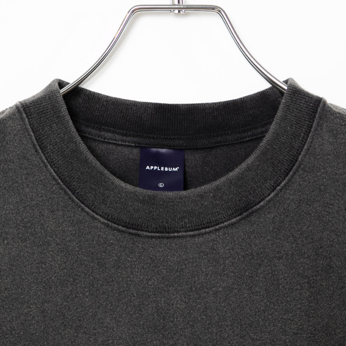 APPLEBUM “Computer-Logo” Washed T-shirt アップルバム “コンピューター ロゴ” ウォッシュド Tシャツ 2611117【メンズ 半袖 綿素材 グラフィック 26SS】