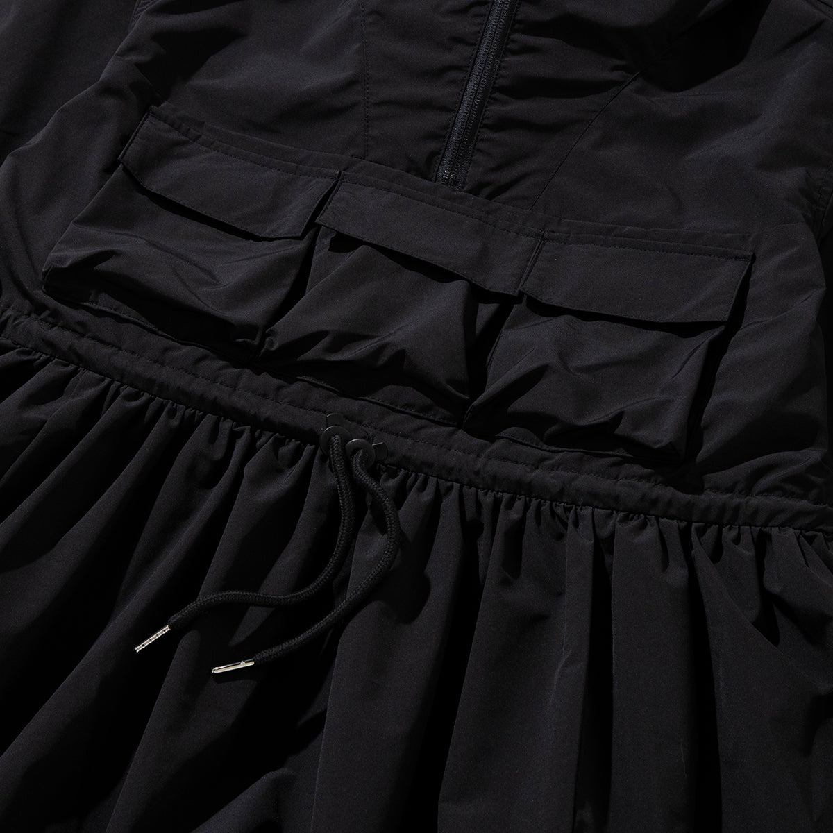 NON TOKYO MULTI POCKET TECH ONE-PIECE ノントーキョー マルチポケットテックワンピース NON-26S-0208【レディース ドローコード ポケット フリル 26SS】