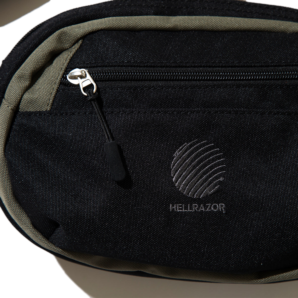 Hellrazor LOGO CORDURA POUCH ヘルレイザー ロゴ コーデュラ ポーチ 01126QS0801【メンズ ショルダーバッグ ポケット ナイロン素材 26SS】