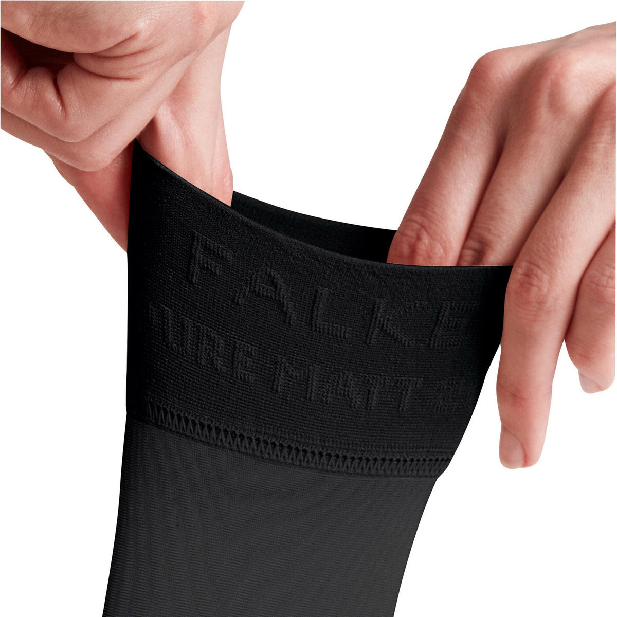 FALKE Pure Matt 20 DEN Women Ankle socks ファルケ ピュア マット 20デニール ウィメンズ アンクル ソックス 43123【レディース 20デニール シアーソックス 26SS】