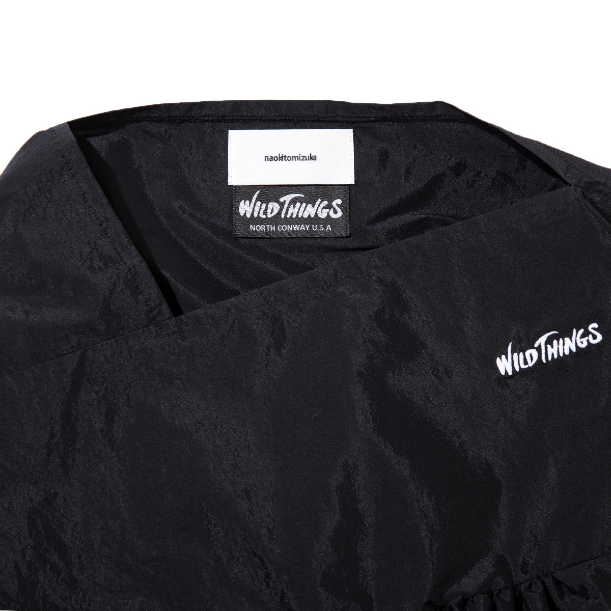 naokitomizuka WILD THINGS poncho with scarf ナオキトミヅカ WILD THINGS ポンチョ ウィズ スカーフ GRNTB022【レディース ポンチョ ナイロン素材 コラボ 26SS】