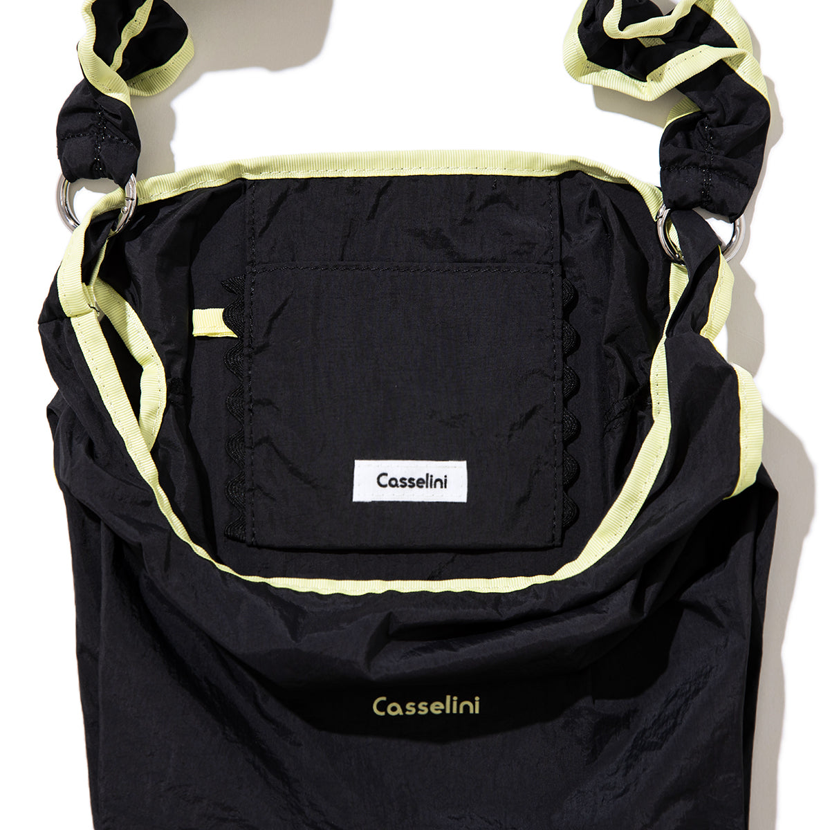 Casselini Frill Eco Bag キャセリーニ フリルエコバッグ 255-110503【レディース ナイロン素材 カラビナ付き 26SS】
