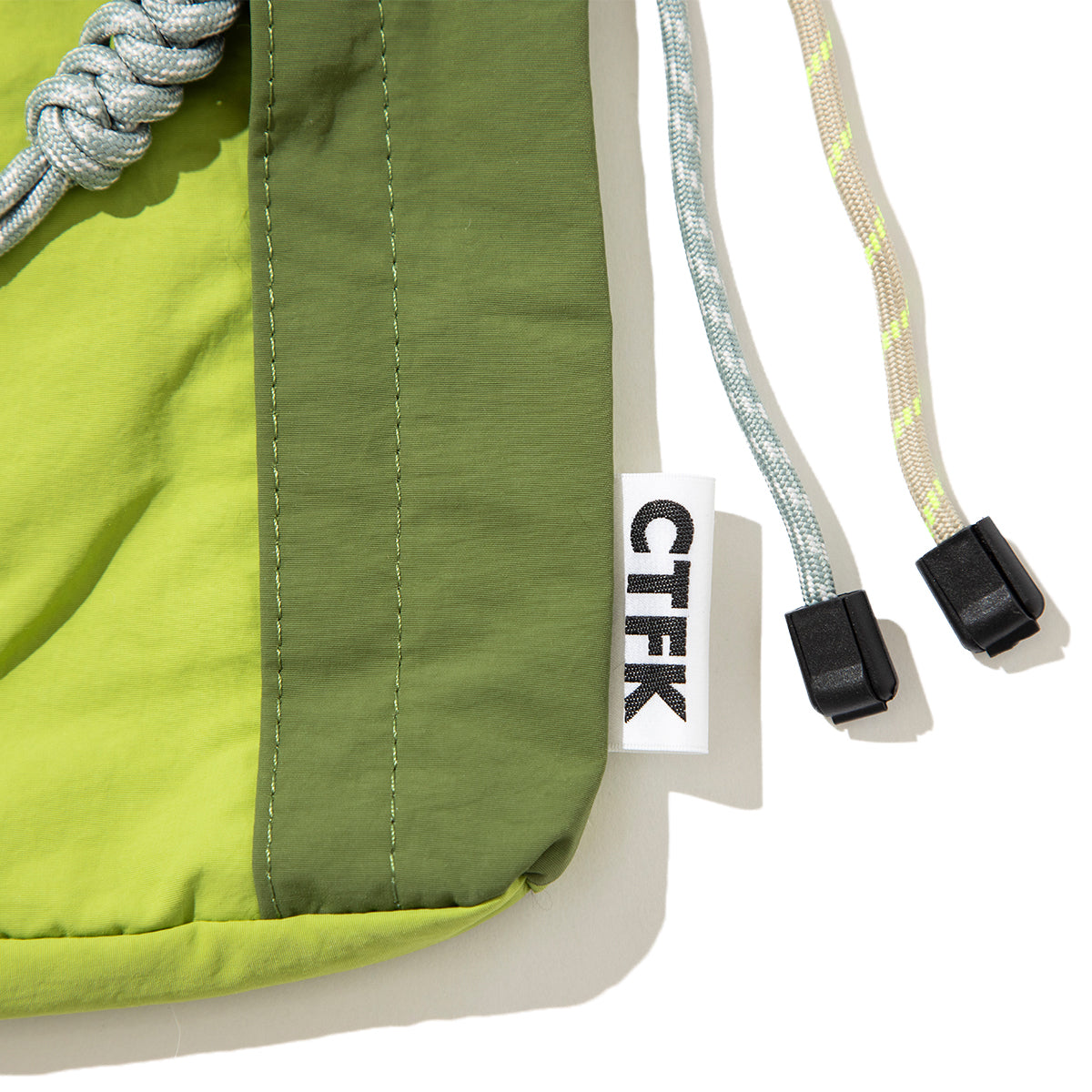 CONTROL FREAK Nylon Handy Shoulder コントロールフリーク ナイロンハンディショルダー 254-120807【レディース 撥水 ミニポーチ付き 26SS】