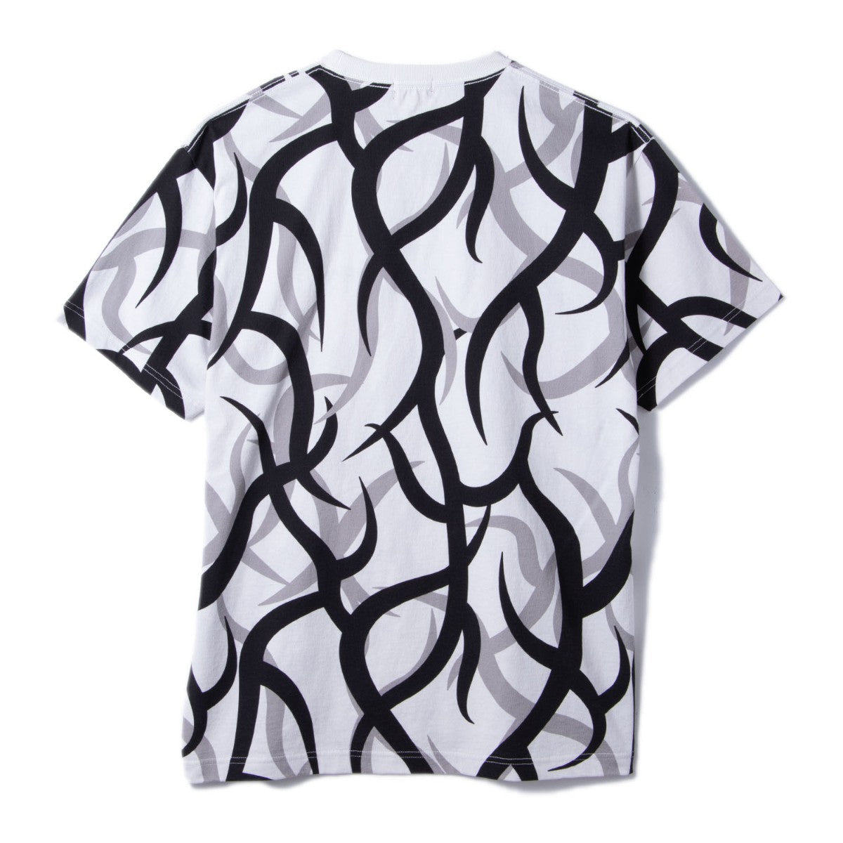 Hellrazor HELLASAT TRIBAL CAMO SHIRT ヘルレイザー ヘラサット トライバル カモ シャツ 01126SS5302【メンズ ストリートファッション グラフィックTシャツ カジュアルウェア 26SS】