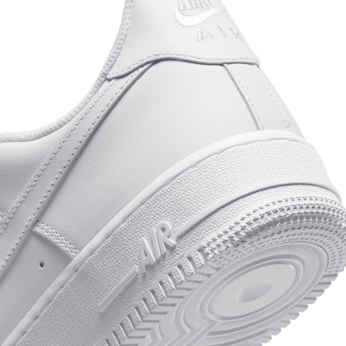 NIKE Air Force 1 '07 ナイキ エア フォース 1 '07 CW2288-111【メンズ スニーカー 耐久性 快適性 クッション性 通気性 26FW】