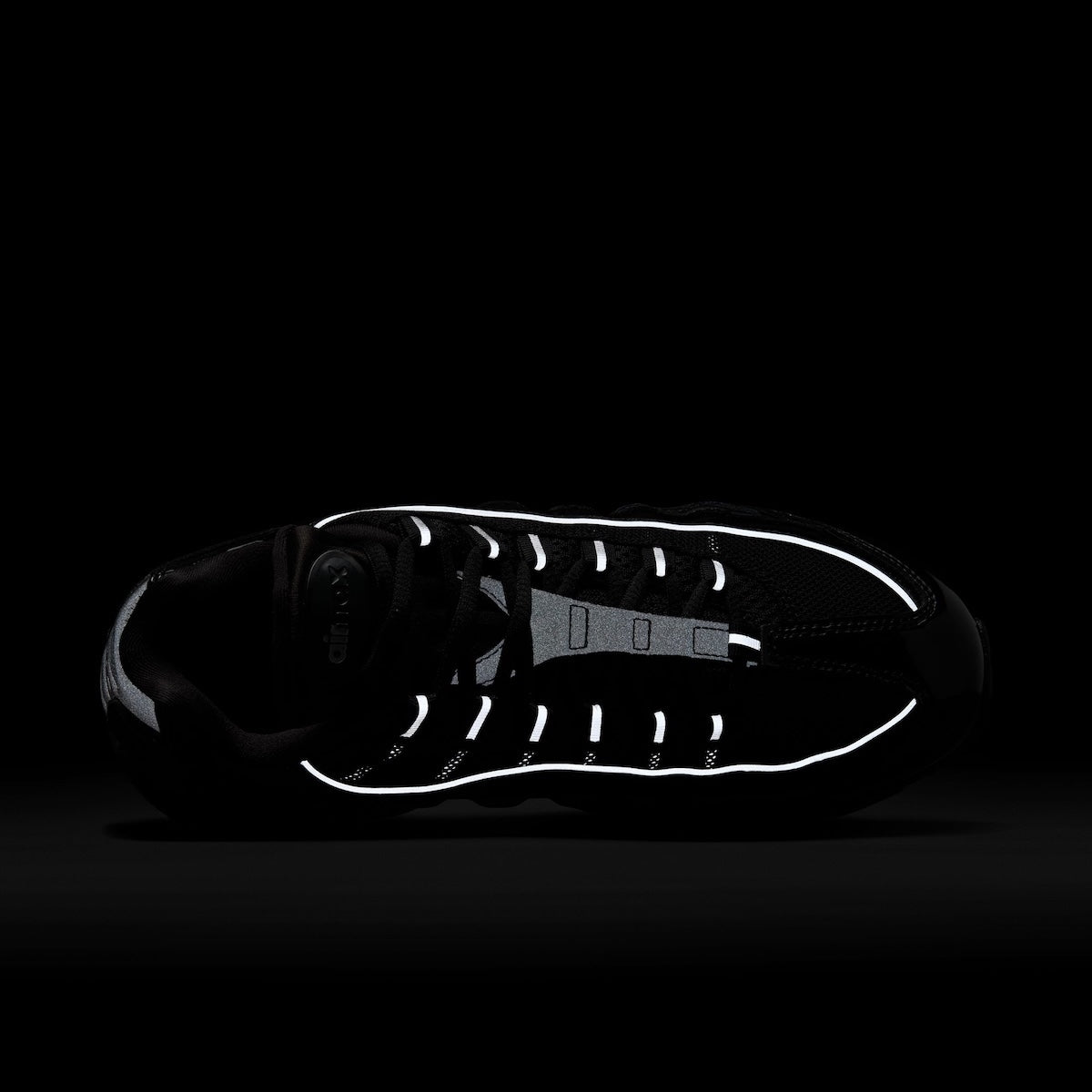 NIKE Air Max 95 Big Bubble ナイキ ウィメンズ エア マックス 95 ビッグ バブル IB6397-001【レディース スニーカー メッシュ 通気性 リフレクティブ クッション性 26FW】