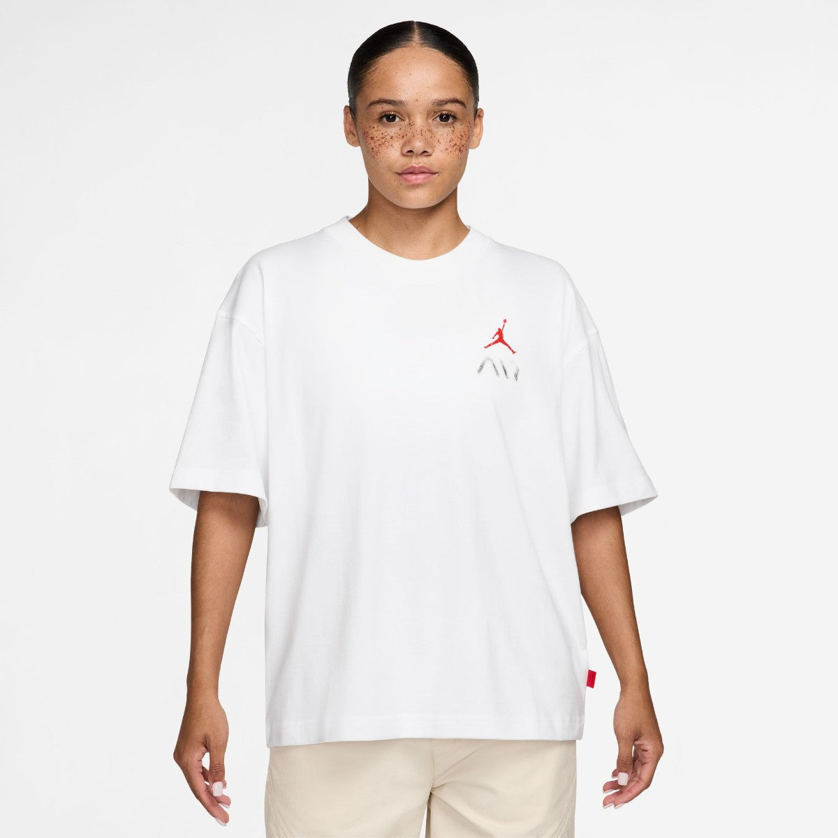 JORDAN BRAND Flight Graphic T-Shirt ジョーダンブランド ウィメンズ グラフィック Tシャツ IM7133【レディース 半袖トップス カジュアルウェア コットン素材 ルーズフィット 26FW】