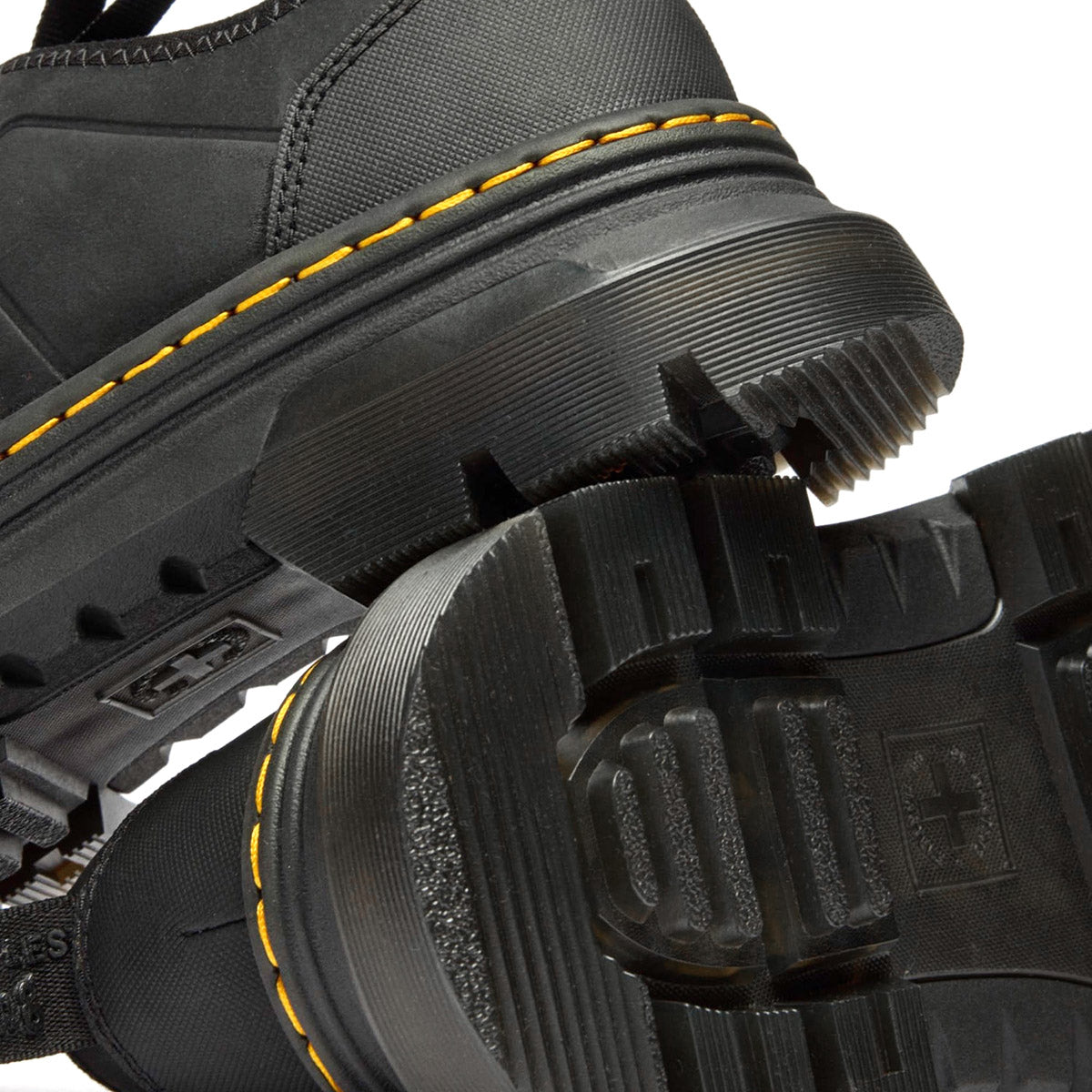 Dr. MARTENS WAYFINDER OPEN LOW 3 TIE SHOES ドクターマーチン ウェイファインダー オープン ロー 3 タイ シューズ 42460001【メンズ スニーカー ローシューズ 軽量 耐久性 クッション性 スピードレース 26SS】