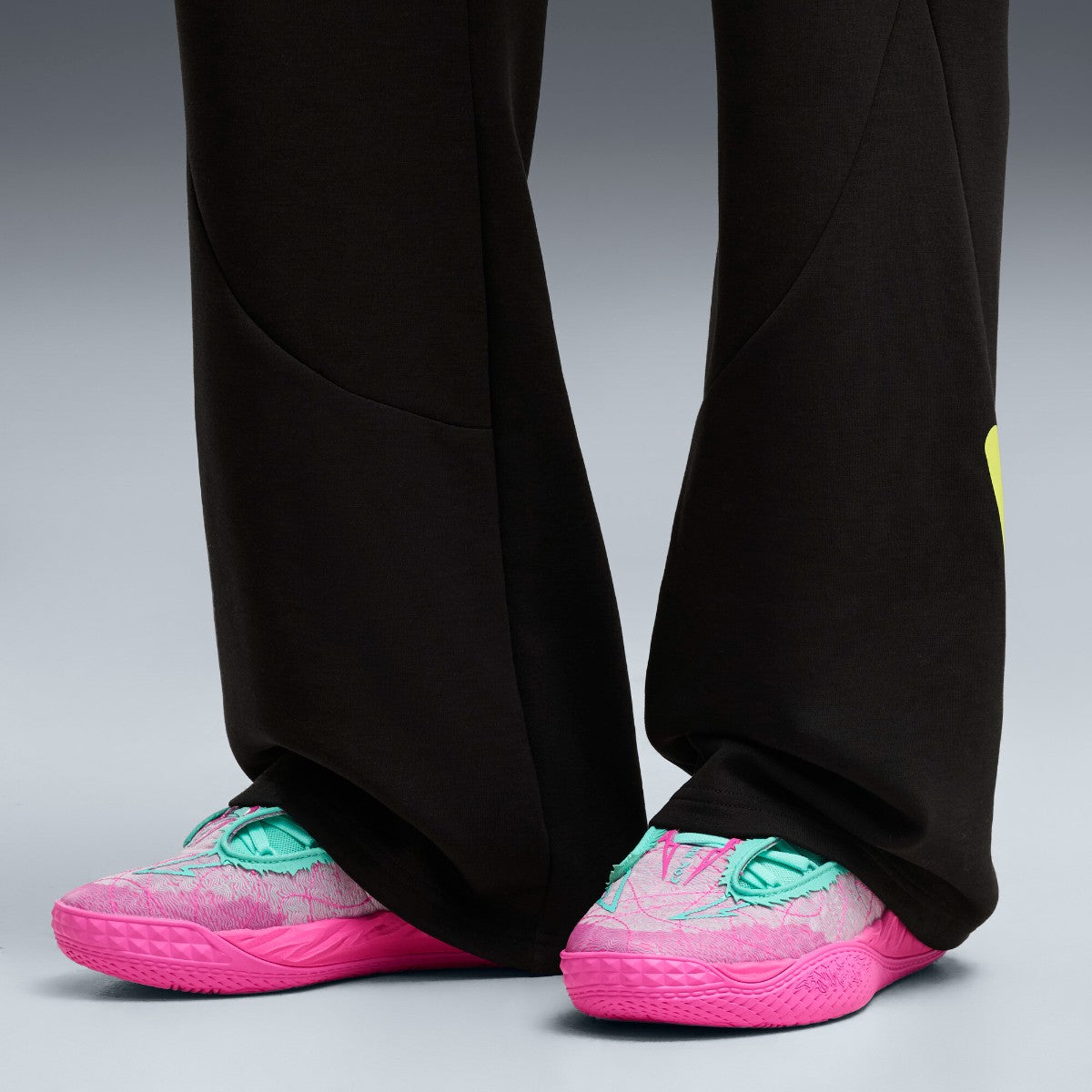 PUMA MB.05 LO MIAMI プーマ MB.05 LO マイアミ 313867-01【メンズ バスケットボールシューズ ローカットシューズ クッション性 軽量シューズ 26FW】