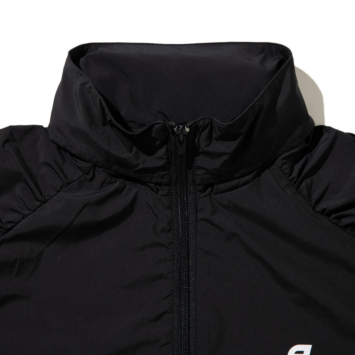 NON TOKYO 2WAY GATHER SHOULDER BLOUSON ノントーキョー 2WAY ギャザーショルダー ブルゾン NON-26A-0801【レディース アウター ライトシェル 2way 撥水加工 ロゴ 26FW】