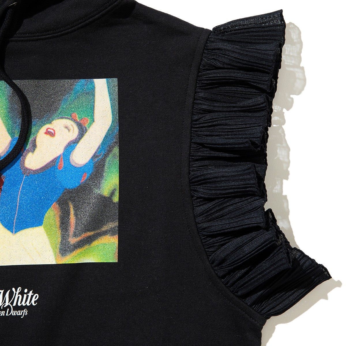 NON TOKYO FRILL SLEEVE HOODIE ノントーキョー フリル スリーブ フーディー NON-26A-SW8-009【レディース プルオーバーフーディー フリル付き グラフィック 前面プリント 26FW】