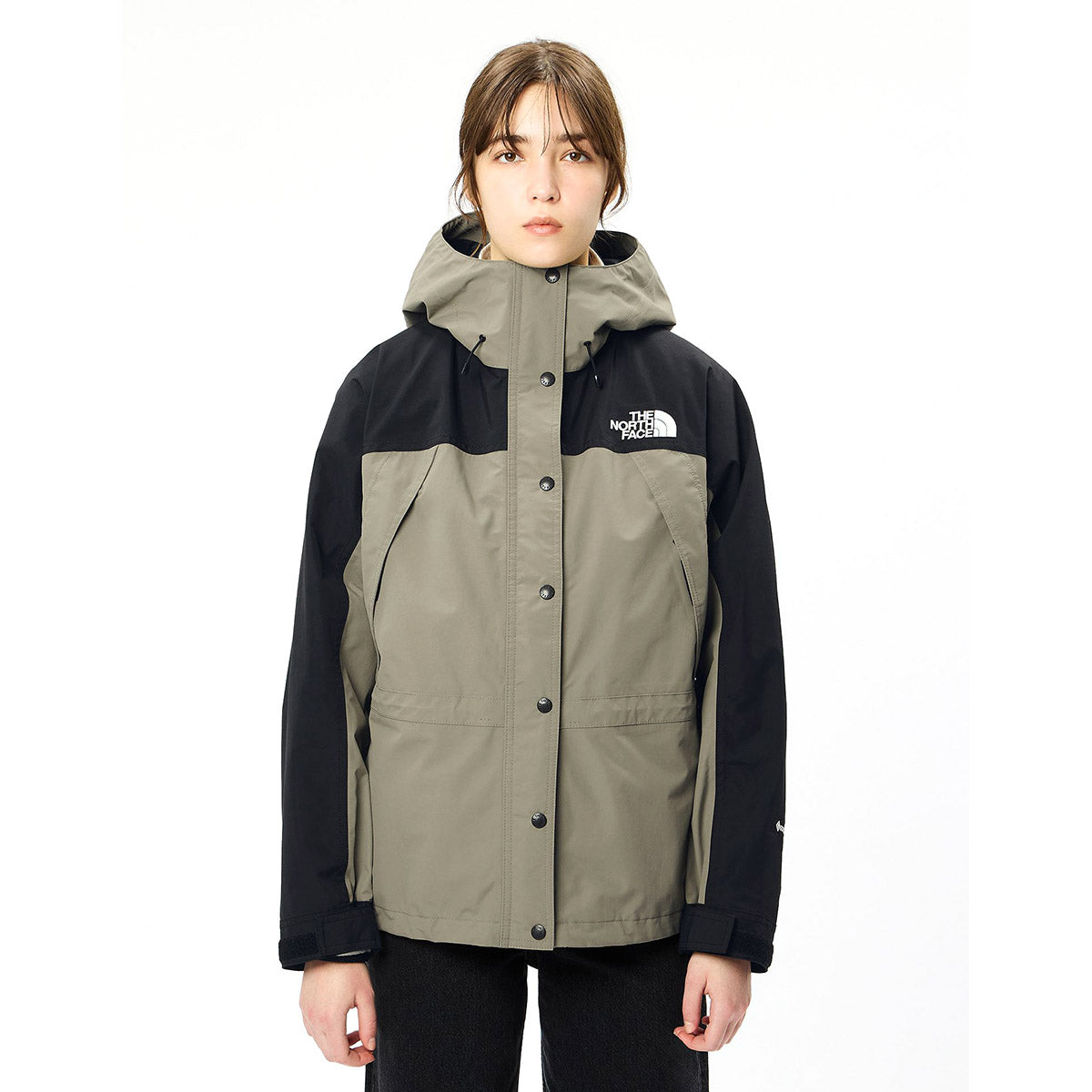 THE NORTH FACE Mountain Light Jacket ザ・ノース・フェイス W マウンテンライトジャケット NPW62550【レディース 防水ジャケット シェルジャケット レインジャケット アウトドアジャケット 26FW】