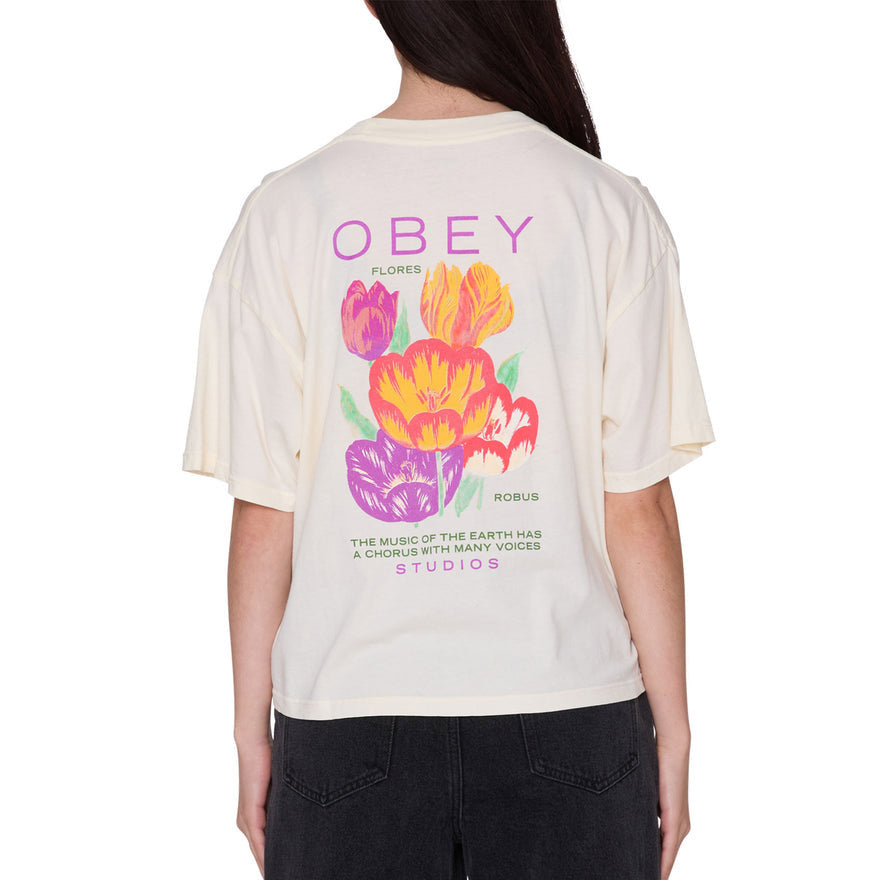 OBEY FLORES ROW T-SHIRT オベイ フローレス ロウ Tシャツ 268072745【レディース 半袖Tシャツ バックプリント 花柄 レギュラーフィット 26FW】
