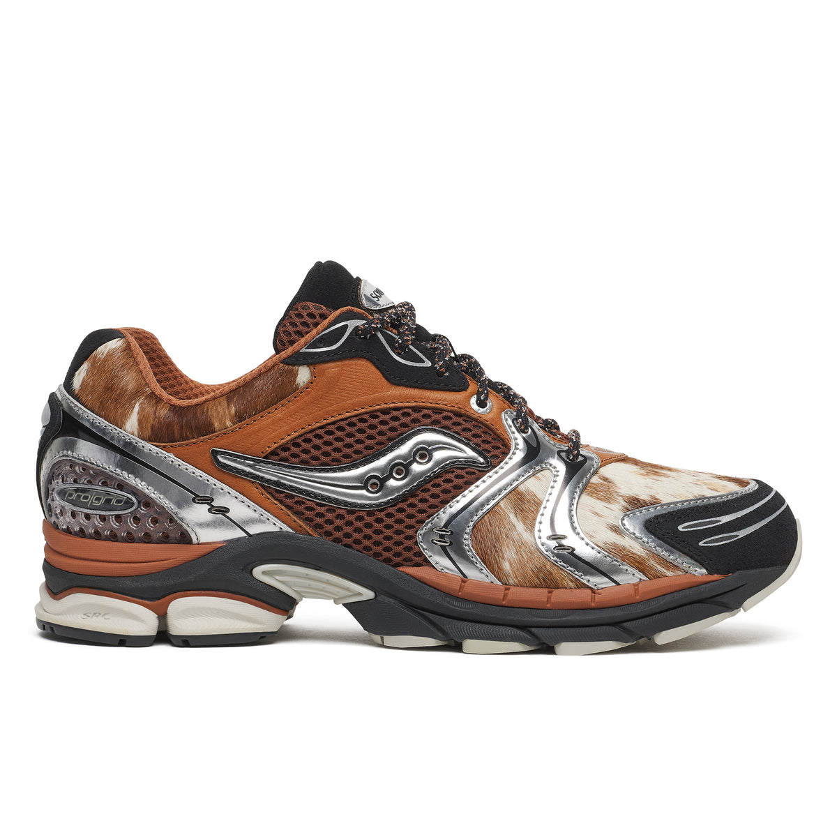 Saucony PROGRID TRIUMPH 4 SPACE COWBOY サッカニー プログリッド トライアンフ 4 スペース カウボーイ S101200-1002-SILVER-GLOVE【メンズ スニーカー ランニングシューズ 機能性 デイリーユース 26FW】