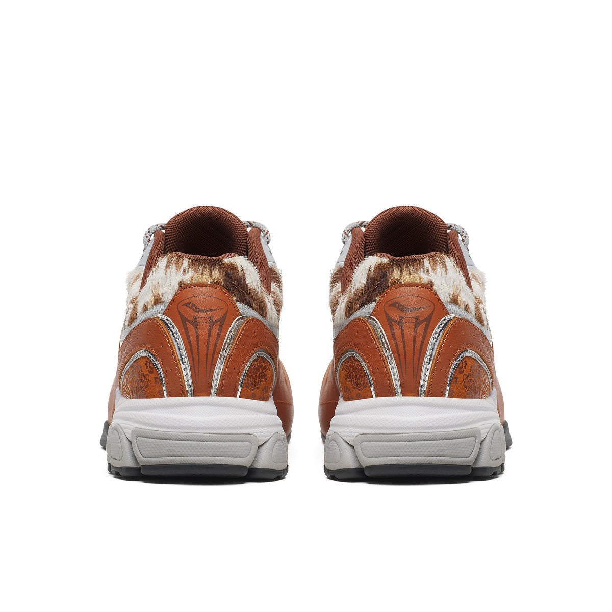 Saucony PROGRID V2 SPACE COWBOY サッカニー プログリッド V2 スペースカウボーイ S101247-1003-SILVER-GLOVE【メンズ スニーカー ランニングシューズ 機能性 快適性 カジュアル 26FW】