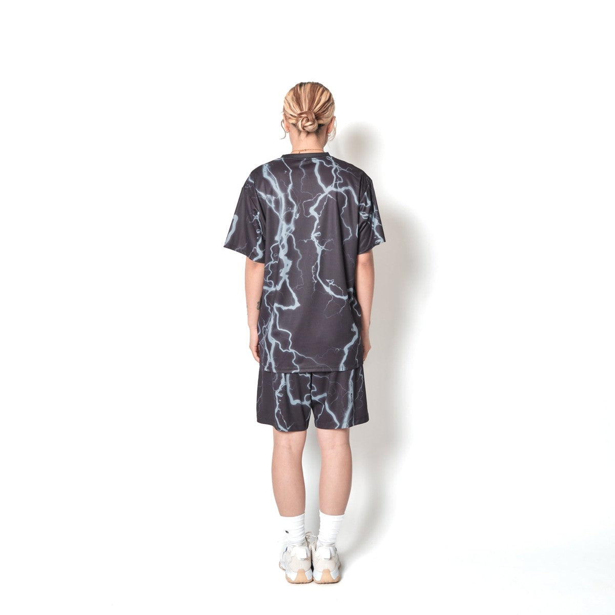 AKTR THUNDERBOLT AKTR LOGO SP TEE アクター サンダーボルト AKTRロゴ エスピー ティー 226-015005【メンズ 半袖 Tシャツ スポーツウェア 軽量 メッシュ 通気性 オリジナル生地 26FW】