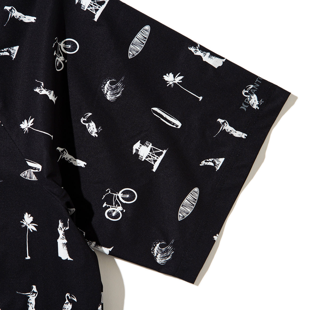 Hurley KINETHICS PHANTOM WOVEN SHORTS ハーレー キネティクス ファントム ウーブン ショーツ 25KTMWV022【メンズ シャツ 総柄プリント ストレッチ 耐久性 26SS】